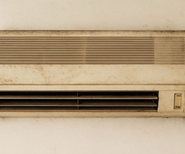 老舊分離式冷氣也能超省電！清洗保養 1 招恢復強勁冷氣力